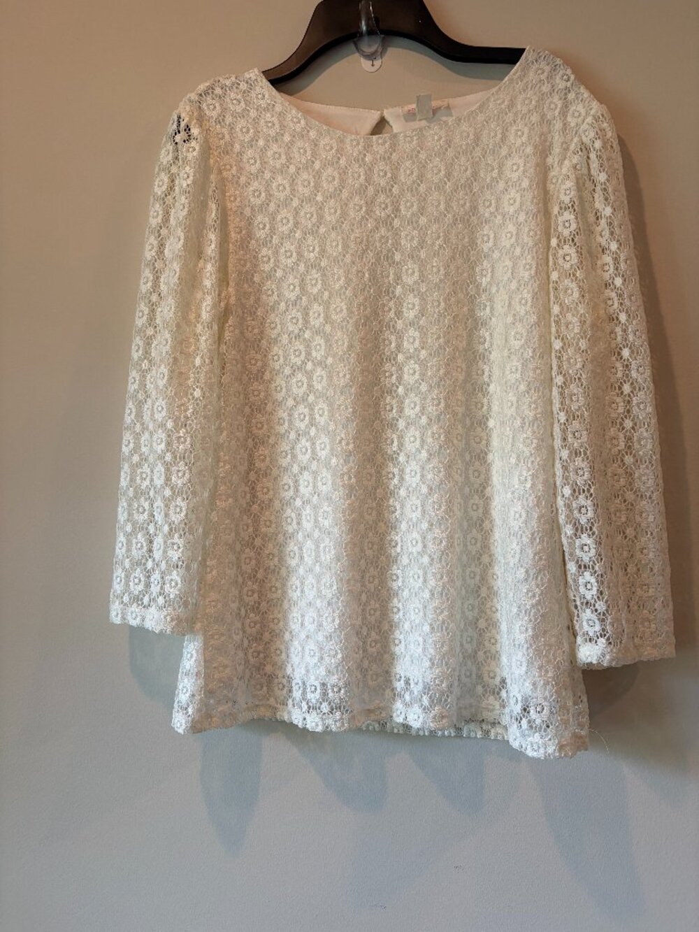 Riley & Rae Ivory Lace Long Sleeve Top Size M